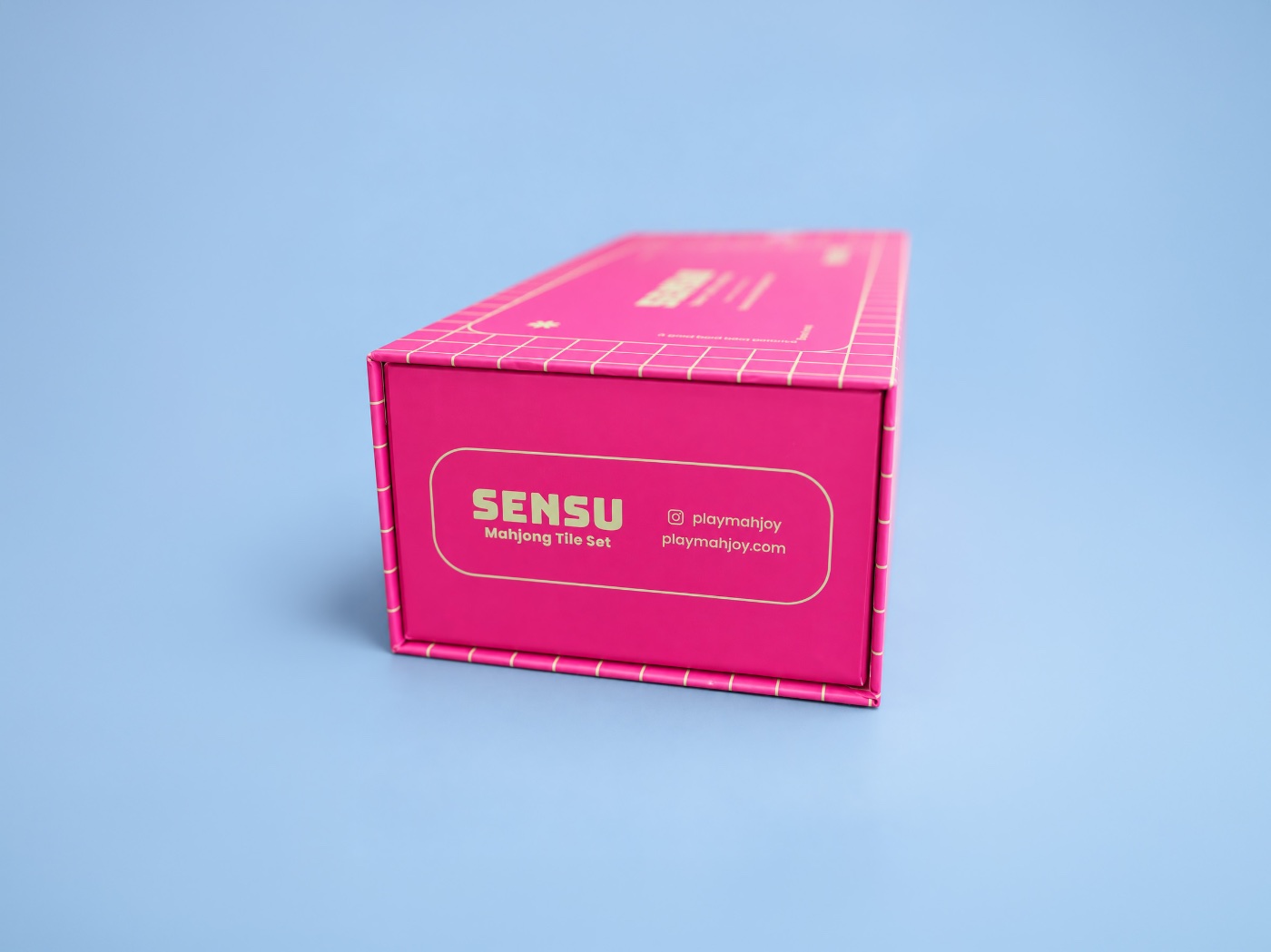 Side of the Sensu box